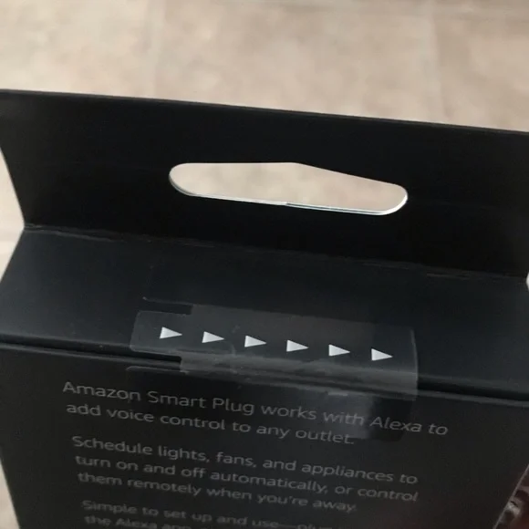 Amazon Smart Plug - Picture 6 of 9